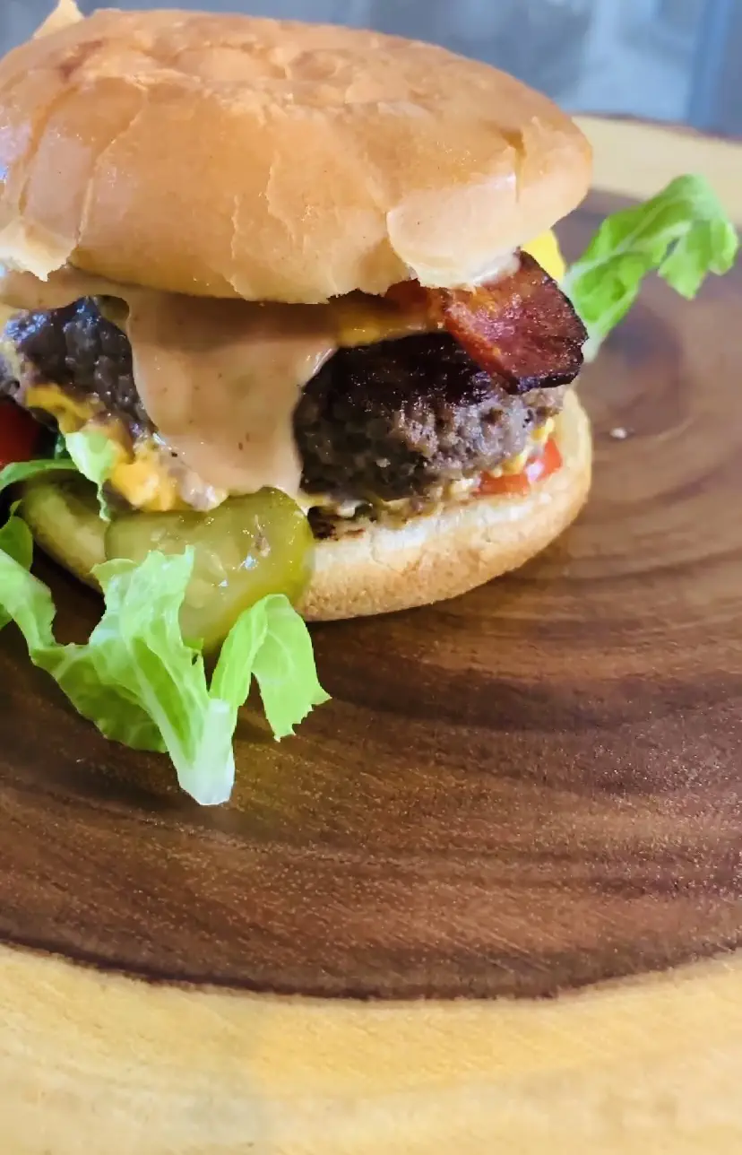 Easy Juicy Lucy Burger Recipe